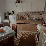 Haziallatbarat Mandula Haz Koezpontjanal Ferienhaus *