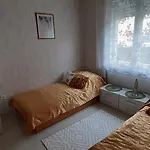 Haziallatbarat Mandula Haz Koezpontjanal Ferienhaus *