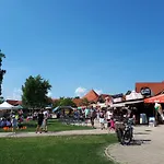 Haziallatbarat Mandula Haz Koezpontjanal *