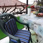 Holiday home Haziallatbarat Mandula Haz Koezpontjanal *
