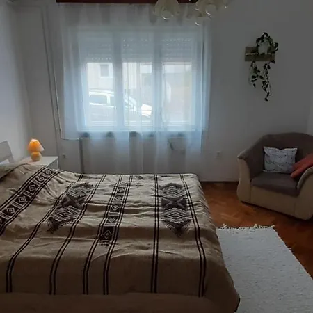 Háziállatbarát Mandula Ház Központjánál Casa de Férias