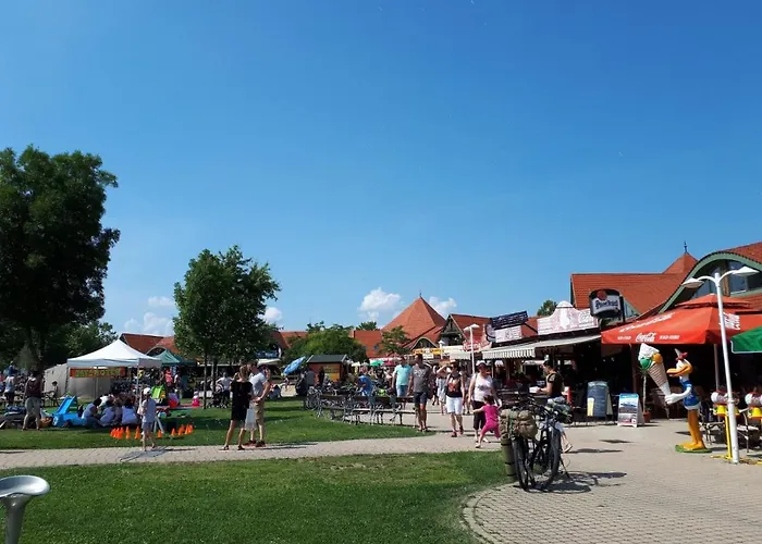 Haziallatbarat Mandula Haz Koezpontjanal *